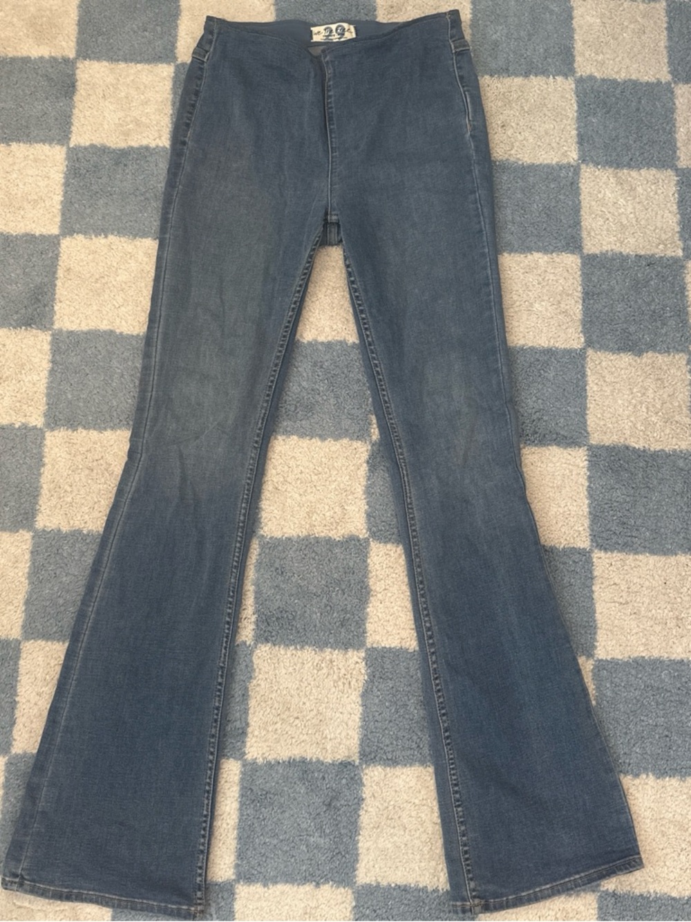 We The Free Free People Medium Wash Size 29 Blue Flared Pull On Jeans